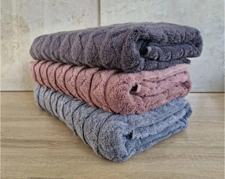 Набір турецьких махрових рушників Cestepe MicroCotton Premium 3 штуки 70x140 Ucgen 2 600 г/м2