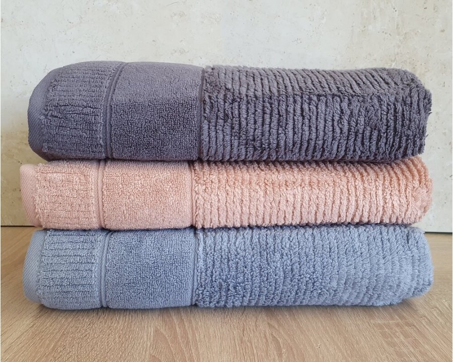 Набір турецьких махрових рушників Cestepe MicroCotton Premium 3 штуки 70x140 Nevara 600 г/м2