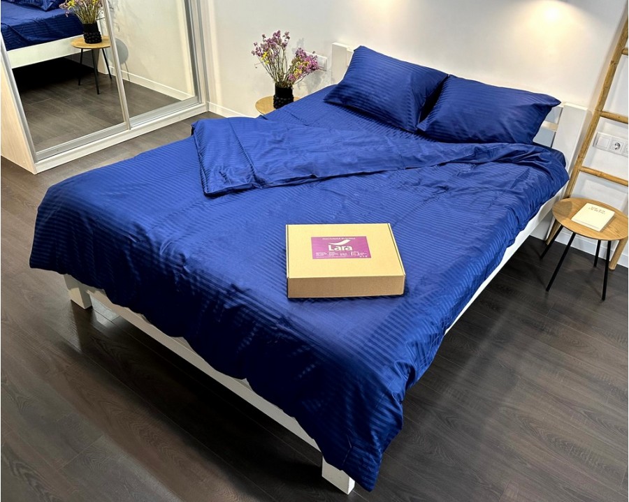 Постельное белье LARA d13211e160 dark blue сатин-страйп LUX с простынью на резинке 160х200х25 евро