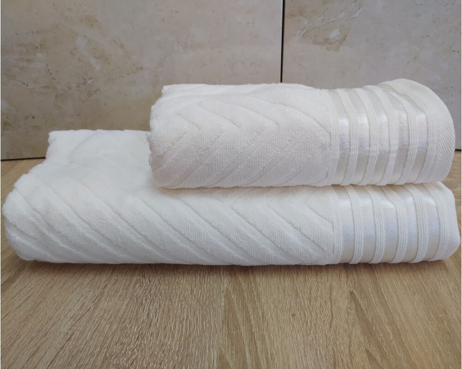 Набор махровых полотенец турецких Gulcan 50х90+70х140  Jacquard Cotton Lux Yeni Cizgili Krem