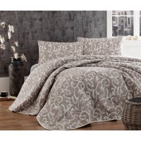 Покрывало стеганое Eponj Home Merle Bej 200х220 с наволочками 50х70