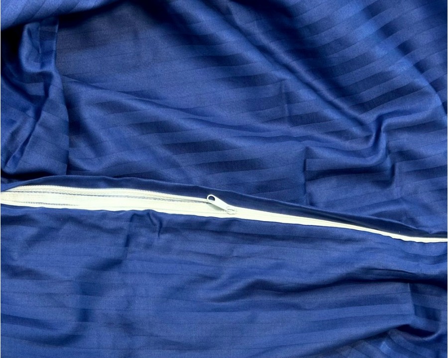 Постельное белье LARA d13211e160 dark blue сатин-страйп LUX с простынью на резинке 160х200х25 евро