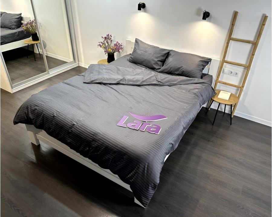 Постельное белье LARA d13206e180 graphite сатин-страйп LUX с простынью на резинке 180х200х25 евро