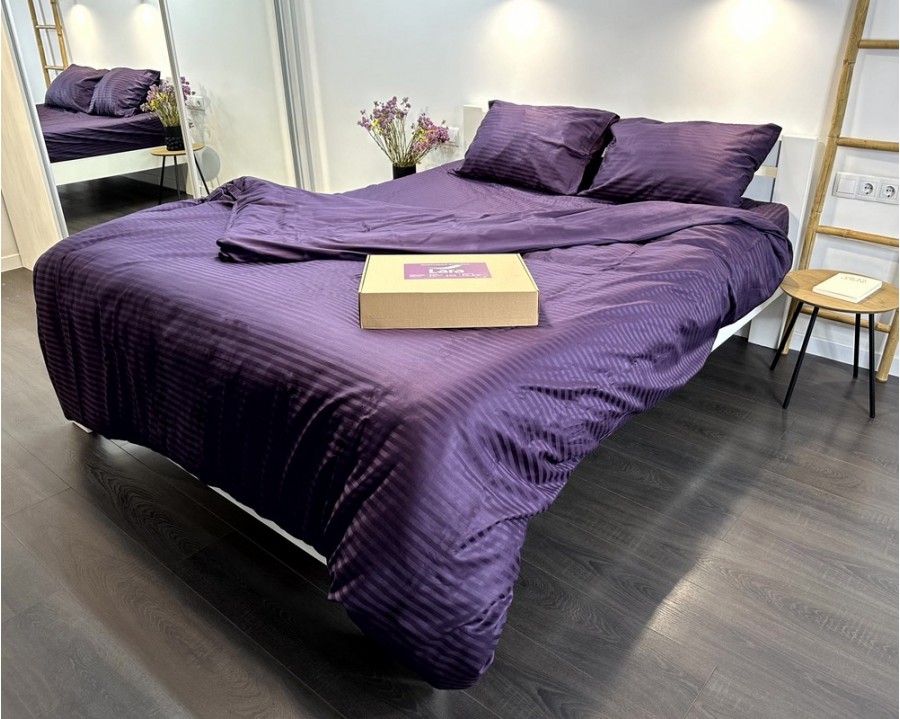 Постельное белье LARA d13210e160 dark violet сатин-страйп LUX с простынью на резинке 160х200х25 евро