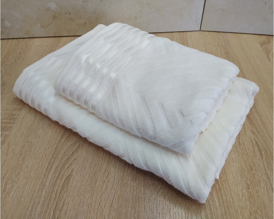 Набор махровых полотенец турецких Gulcan 50х90+70х140  Jacquard Cotton Lux Yeni Cizgili Krem