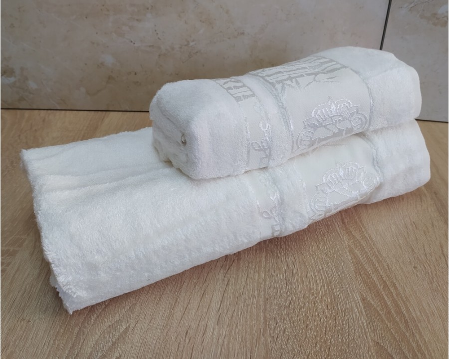 Набір бамбукових махрових рушників турецьких Cestepe 50х90+70х140  Bamboo Floral White