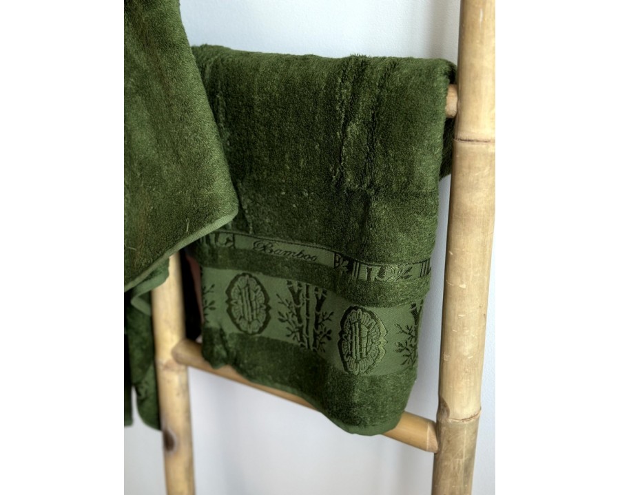 Набор бамбуковых махровых полотенец турецких Zeron 50х90+70х140  Bamboo Agaс Desen зеленый 1